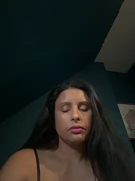 Angelaarayexx online show from March 2026 02:25:02 PM