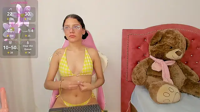 Nataly evans18 online show from September 2025 01:38:02 AM