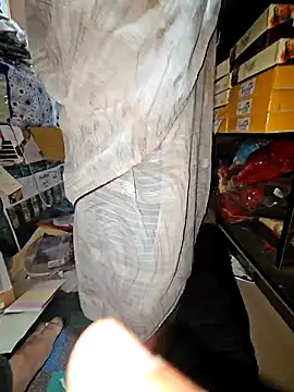 Snapshot of indianhotwife639 chatting on October 2025 05:52:01 AM indianhotwife639 online show from October 2025 05:52:01 AM