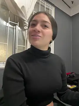 Snapshot of Alyha_Cortes chatting on February 2026 01:05:02 PM Alyha Cortes online show from February 2026 01:05:02 PM