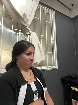 Snapshot of Alyha_Cortes chatting on February 2026 01:17:01 PM Alyha Cortes online show from February 2026 01:17:01 PM