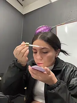 Snapshot of Alyha_Cortes chatting on February 2026 01:29:02 PM Alyha Cortes online show from February 2026 01:29:02 PM