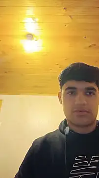 juanfritaa21 online show from July 2026 08:37:01 PM