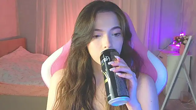 yuna sunshy online show from November 2025 12:56:02 AM