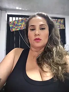 dayana2021 online show from October 2025 08:25:01 PM