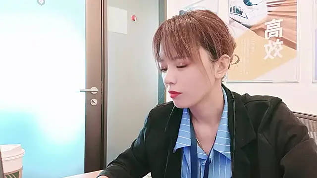 Snapshot of KKMM168 chatting on September 2025 04:47:01 AM KKMM168 online show from September 2025 04:47:01 AM