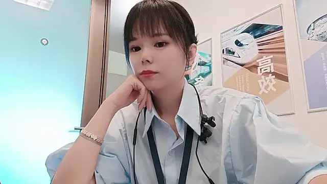 Snapshot of KKMM168 chatting on October 2025 03:50:01 AM KKMM168 online show from October 2025 03:50:01 AM