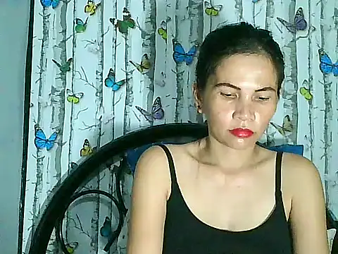 Snapshot of Urwildestangelfire_19 chatting on October 2025 09:04:01 PM Urwildestangelfire 19 online show from October 2025 09:04:01 PM