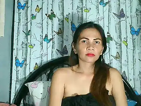 Snapshot of Urwildestangelfire_19 chatting on October 2025 01:53:02 AM Urwildestangelfire 19 online show from October 2025 01:53:02 AM