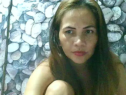 Snapshot of Urwildestangelfire_19 chatting on May 2026 01:38:01 PM Urwildestangelfire 19 online show from May 2026 01:38:01 PM
