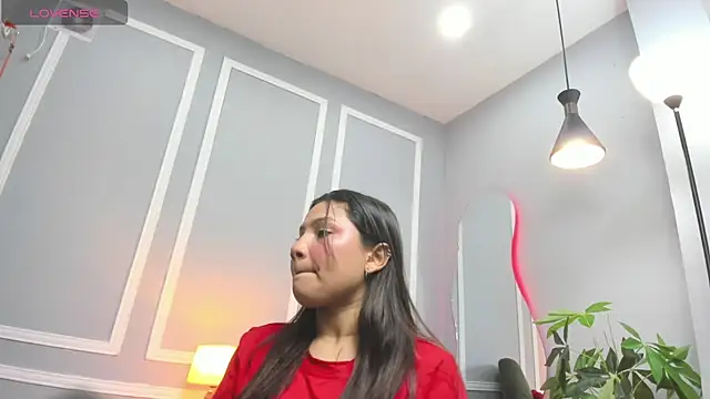 Snapshot of emma__rose1 chatting on February 2026 07:50:02 PM emma rose1 online show from February 2026 07:50:02 PM