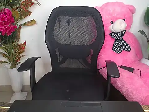 Snapshot of Big_Baby1 chatting on November 2025 02:46:01 PM Big Baby1 online show from November 2025 02:46:01 PM