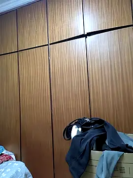 huanhuanaaaaa online show from November 2025 06:33:02 PM