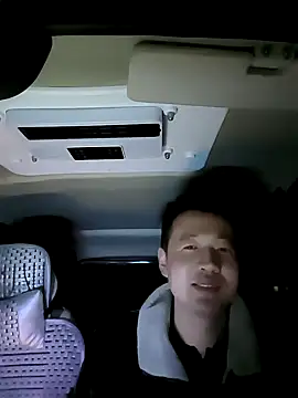 huanhuanaaaaa online show from February 2026 01:10:01 PM