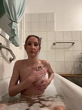 Snapshot of Emilia_Mausi chatting on November 2025 08:19:01 PM Emilia Mausi online show from November 2025 08:19:01 PM