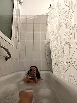 Snapshot of Emilia_Mausi chatting on January 2026 08:03:01 PM Emilia Mausi online show from January 2026 08:03:01 PM