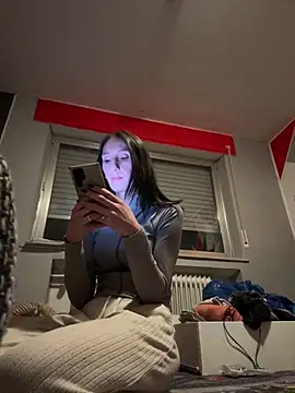 Snapshot of Emilia_Mausi chatting on February 2026 08:04:02 PM Emilia Mausi online show from February 2026 08:04:02 PM