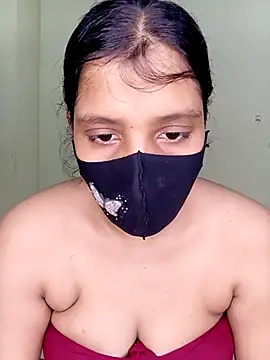 Rose-luckey online show from November 2025 06:21:01 PM