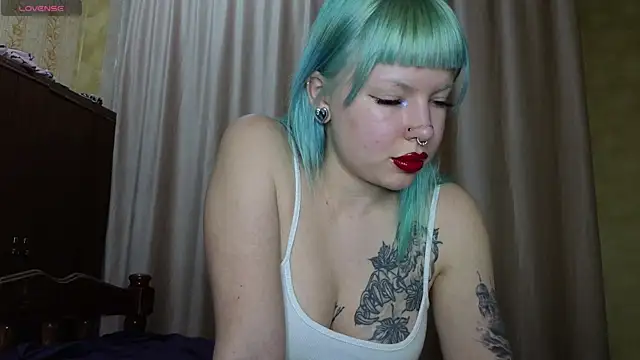 Snapshot of ritaluvswine chatting on November 2025 01:26:02 AM ritaluvswine online show from November 2025 01:26:02 AM