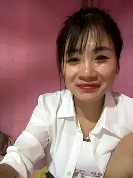 One-nice online show from November 2025 02:33:01 AM