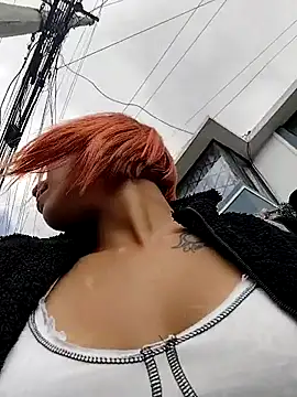 Zoe73  online show from February 2026 07:19:02 PM