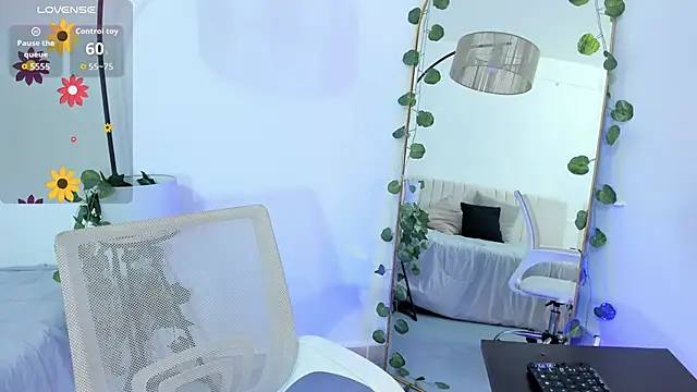  shaiira online show from October 2025 01:11:02 PM