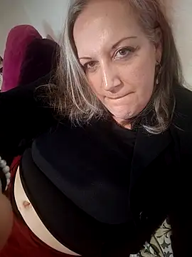 Feelineducentre online show from February 2026 05:16:01 PM