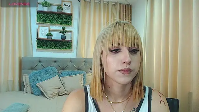 Snapshot of zohet_kriss chatting on October 2025 02:29:02 PM zohet kriss online show from October 2025 02:29:02 PM