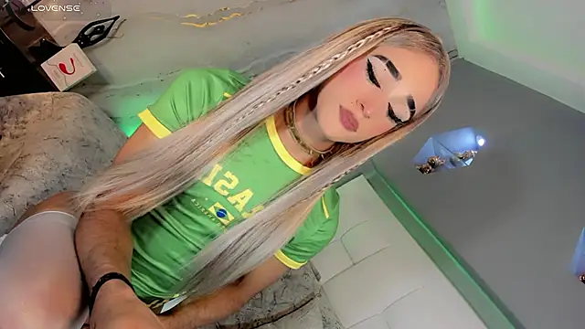 Ariia-janee online show from March 2026 04:47:01 AM