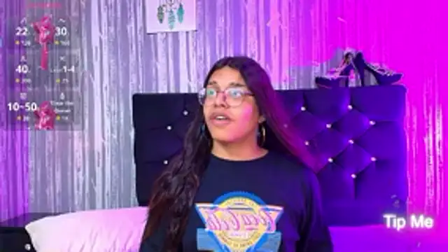 Snapshot of Hailey_johnsonn chatting on October 2025 01:12:02 PM Hailey johnsonn online show from October 2025 01:12:02 PM