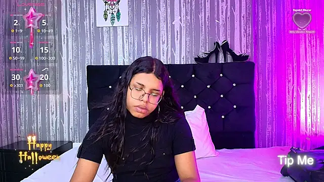 Snapshot of Hailey_johnsonn chatting on November 2025 12:17:01 PM Hailey johnsonn online show from November 2025 12:17:01 PM