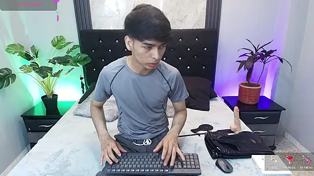 OnlyJos online show from November 2025 06:18:02 PM