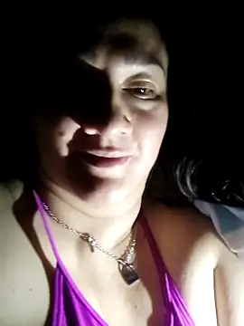 Aisha manzur online show from December 2025 03:13:02 AM