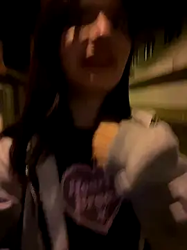 Snapshot of TheLevel69s chatting on September 2025 04:14:02 AM TheLevel69s online show from September 2025 04:14:02 AM