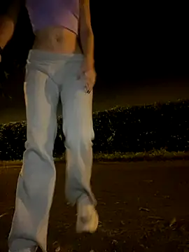 Snapshot of TheLevel69s chatting on November 2025 03:54:01 AM TheLevel69s online show from November 2025 03:54:01 AM