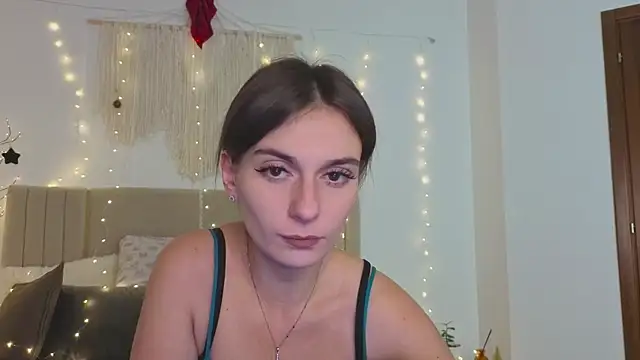 Little mia   online show from December 2025 10:39:02 PM