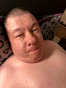 Snapshot of Tornado2007 chatting on November 2025 07:50:02 PM Tornado2007 online show from November 2025 07:50:02 PM