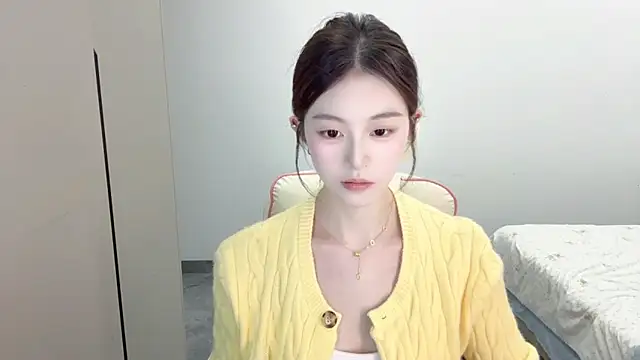 Snapshot of Cookie-oo chatting on November 2025 11:45:01 AM Cookie-oo online show from November 2025 11:45:01 AM