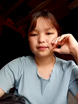 XoiXoi232 online show from October 2025 06:26:01 AM