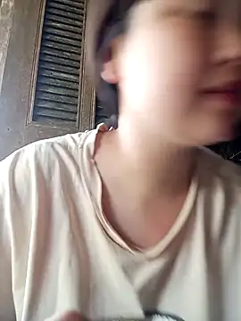 XoiXoi232 online show from April 2026 08:01:02 AM