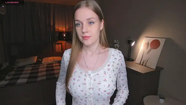 Snapshot of OdellaFrake chatting on November 2025 07:13:02 PM OdellaFrake online show from November 2025 07:13:02 PM