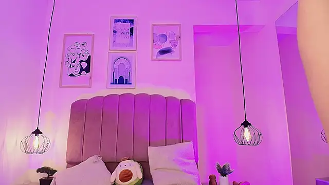 Snapshot of Isabelgh_ chatting on October 2025 03:45:02 AM Isabelgh online show from October 2025 03:45:02 AM