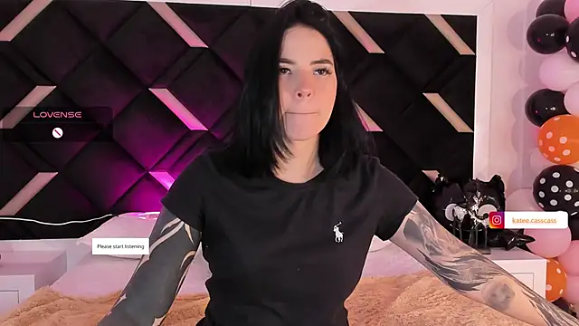 Snapshot of kate_cass chatting on October 2025 03:40:02 AM kate cass online show from October 2025 03:40:02 AM