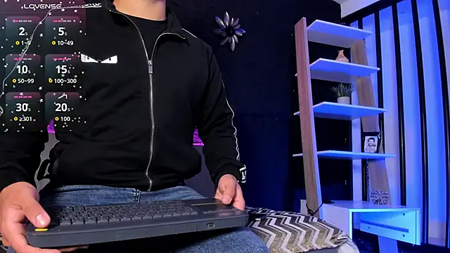 Axel grey  online show from December 2025 12:23:02 PM