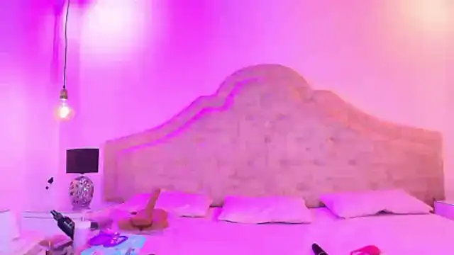 Zahara1 online show from January 2026 07:29:01 PM