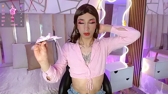 Snapshot of CYRUS_TAY chatting on February 2026 01:10:01 PM CYRUS TAY online show from February 2026 01:10:01 PM