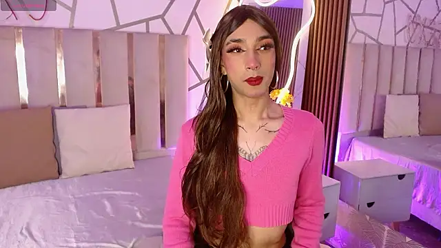 Snapshot of CYRUS_TAY chatting on February 2026 12:45:01 PM CYRUS TAY online show from February 2026 12:45:01 PM