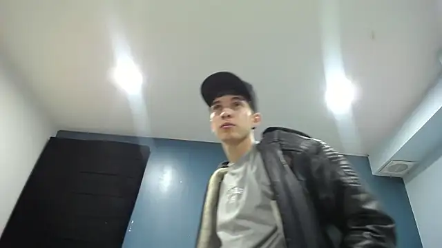 Jheampiiero online show from October 2025 01:07:02 PM