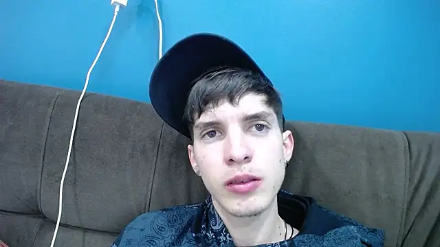 Jheampiiero online show from November 2025 01:11:01 PM