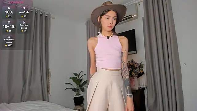 Amy Loveme online show from November 2025 11:07:02 PM